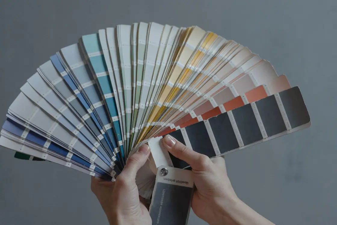 Choosing colors photograph