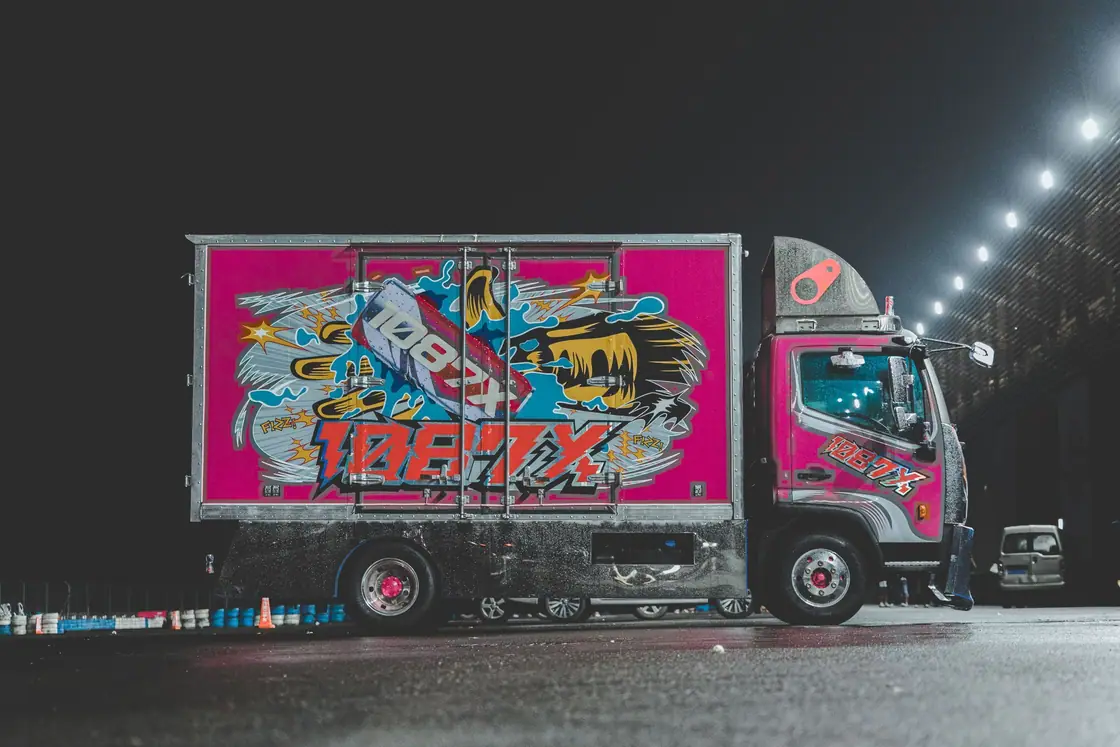 Box truck graphics photograph